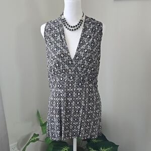 Karen Kane Geometric Black and Cream Top